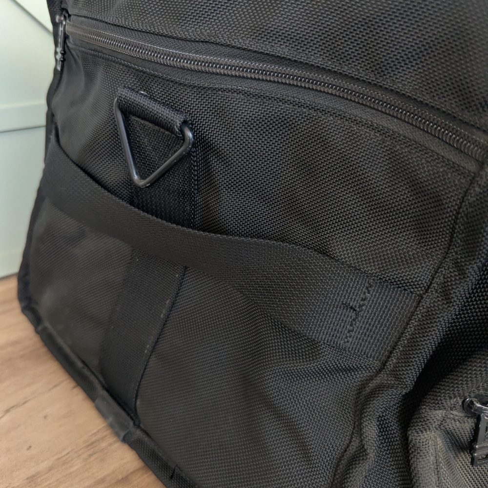 Tumi Classic Black Duffel Bag - Picture 9 of 14